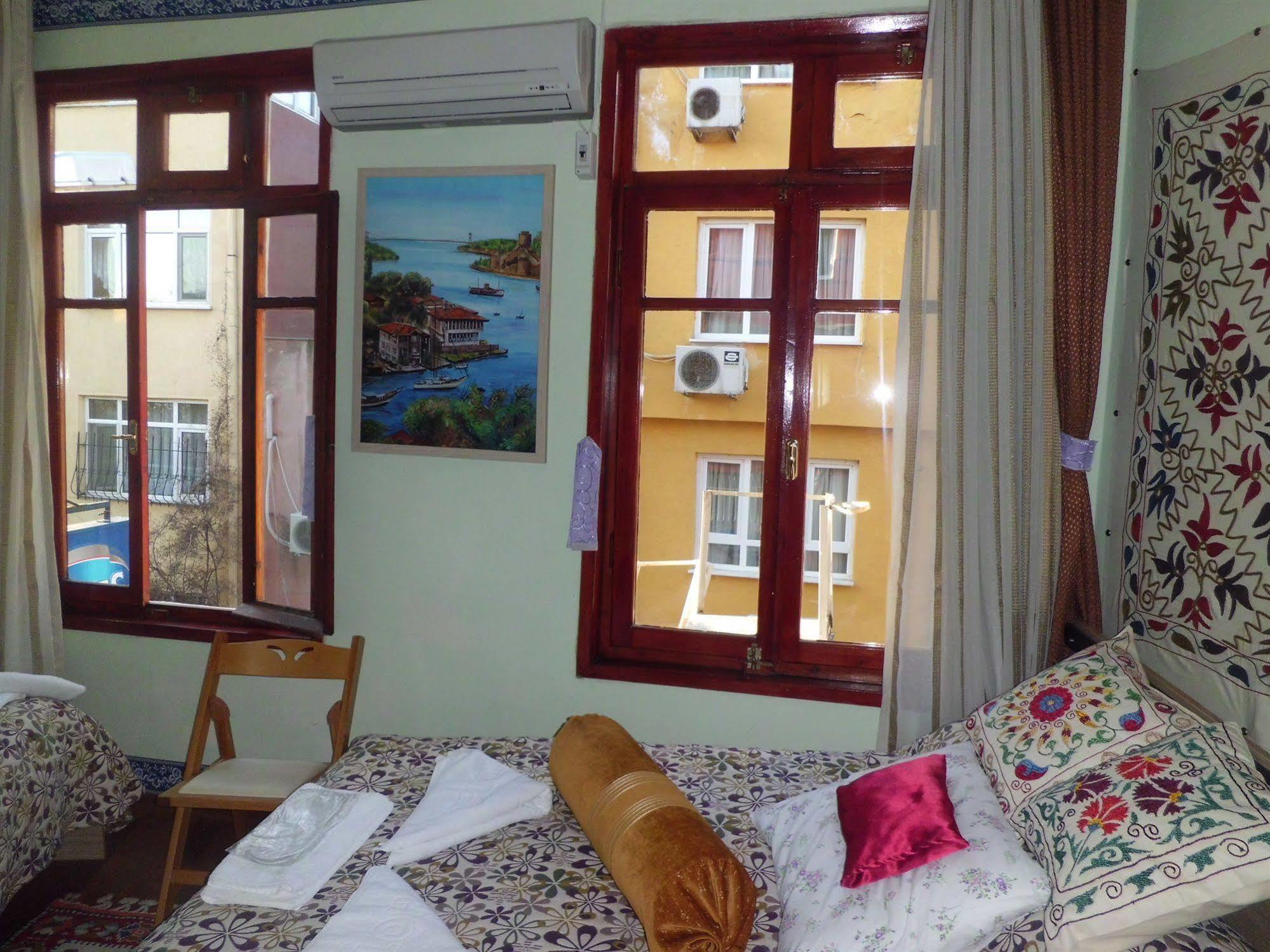 Chora Guesthouse Istanbul Exteriör bild